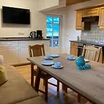 Hanserhof Фермерский дом *