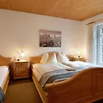 Hanserhof * Fuegen