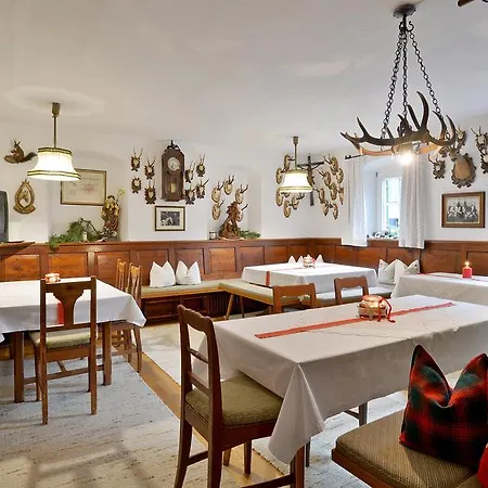 Hanserhof Farm stay *